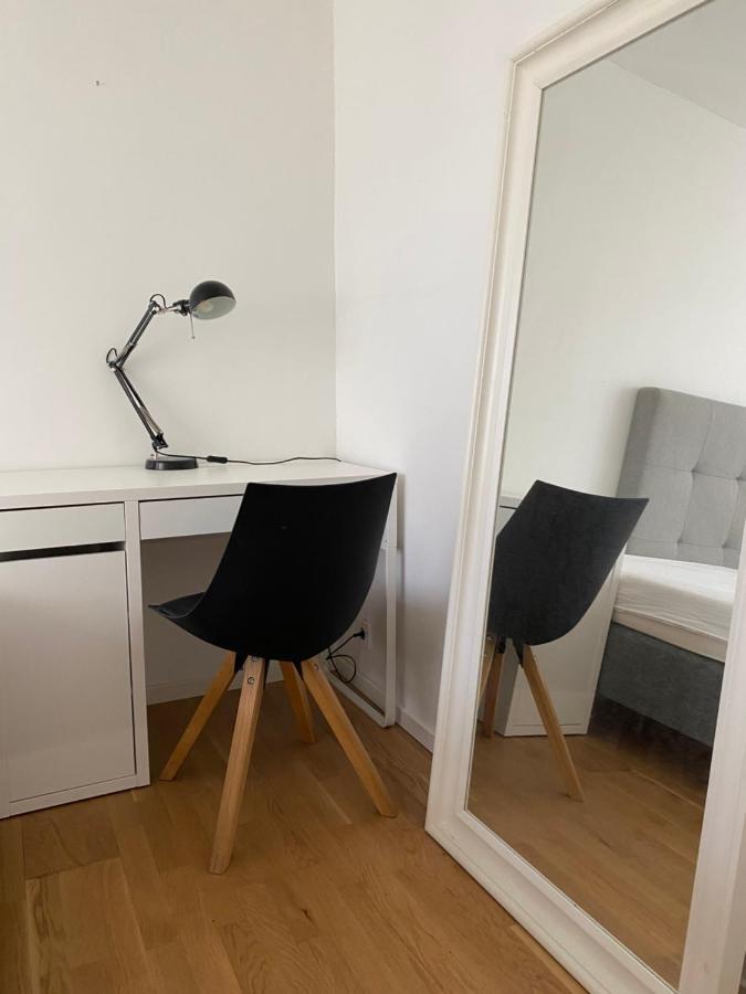 Exclusive 2 Level Etage Next To Arlanda-City Metro Stockholm Luaran gambar