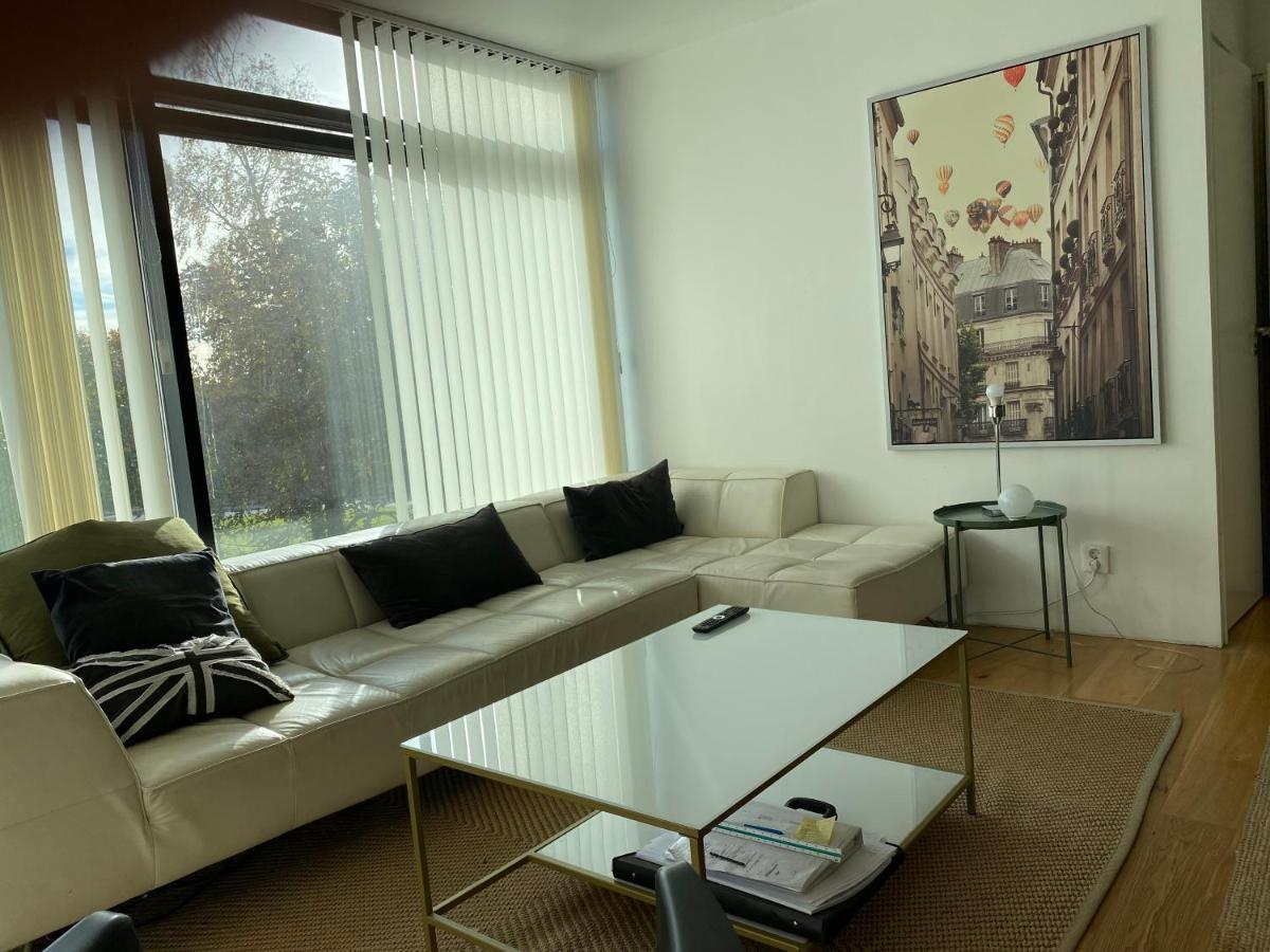 Exclusive 2 Level Etage Next To Arlanda-City Metro Stockholm Luaran gambar