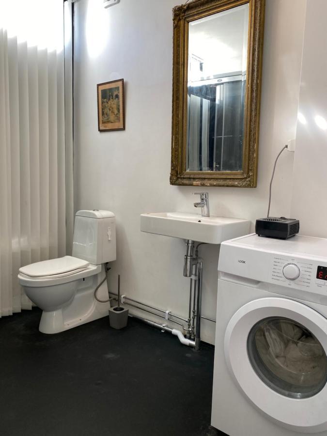 Exclusive 2 Level Etage Next To Arlanda-City Metro Stockholm Luaran gambar