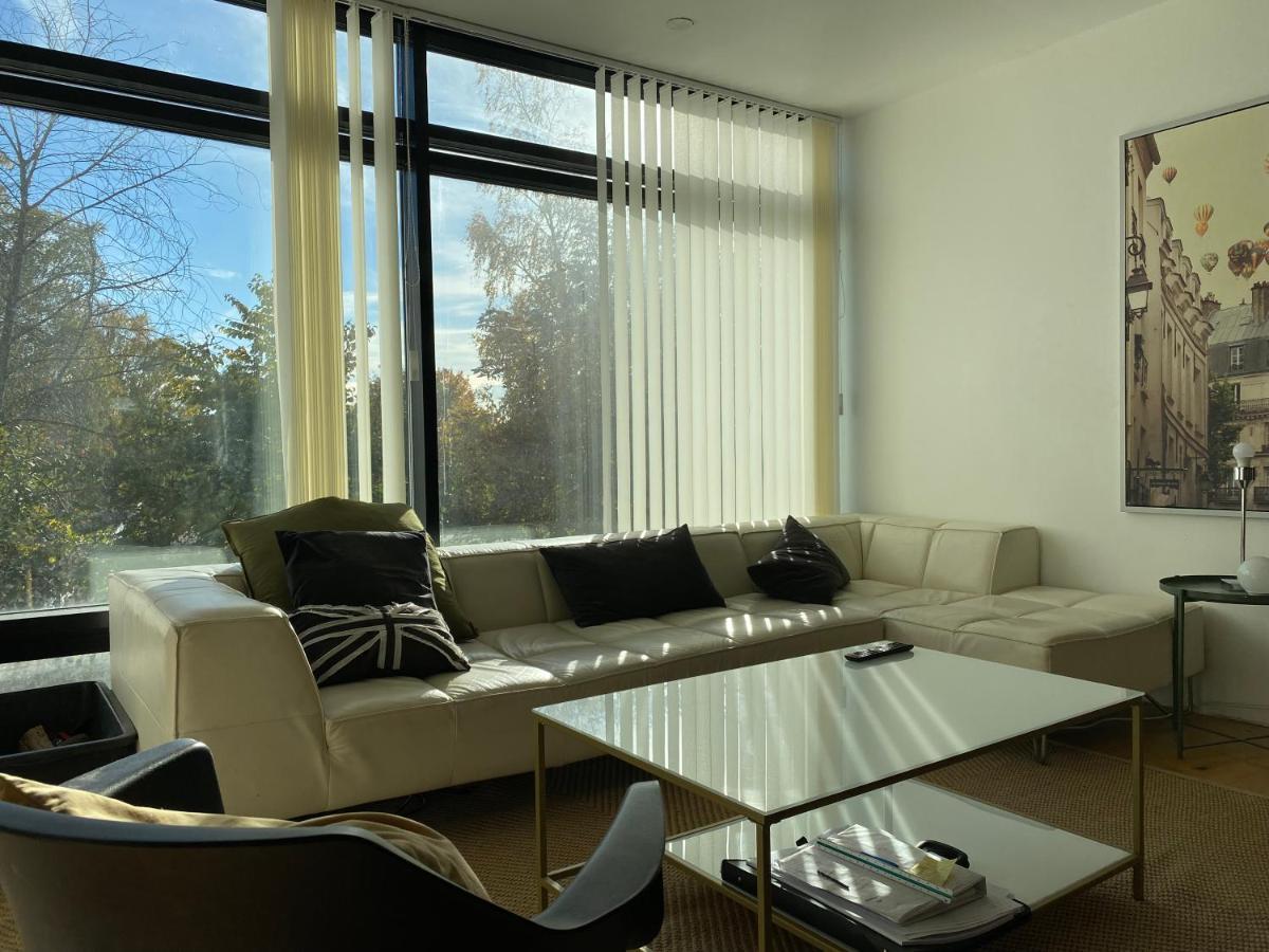 Exclusive 2 Level Etage Next To Arlanda-City Metro Stockholm Luaran gambar
